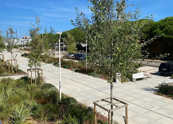 Beau T2 Climatise Pour 4 Pers., Terrasse Et Parking A Port - Fr-1-727-29 شقة
