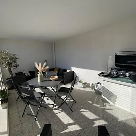 Apartment Bel T2 Climatise A Port - 4 Pers - Terrasse - Pkg Prive - Proche - Fr-1-727-29