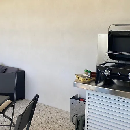 Apartment Beau T2 Climatise Pour 4 Pers., Terrasse Et Parking A Port - Fr-1-727-29 *