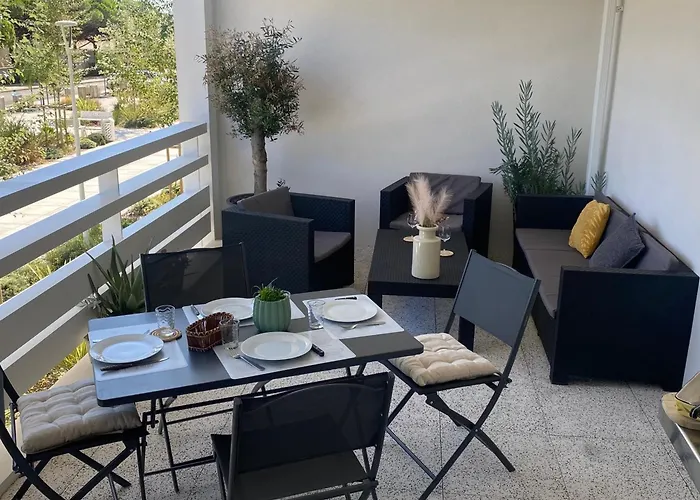 Beau T2 Climatise Pour 4 Pers., Terrasse Et Parking A Port - Fr-1-727-29 דירה *