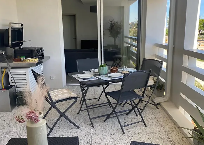 Beau T2 Climatise Pour 4 Pers., Terrasse Et Parking A Port - Fr-1-727-29 Leucate