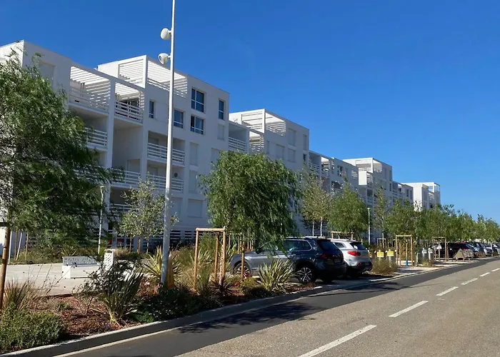 Apartament Beau T2 Climatise Pour 4 Pers., Terrasse Et Parking A Port - Fr-1-727-29